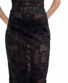 Details of the fabric and Elegance in black lace and transparencies in the Ciane Dress.