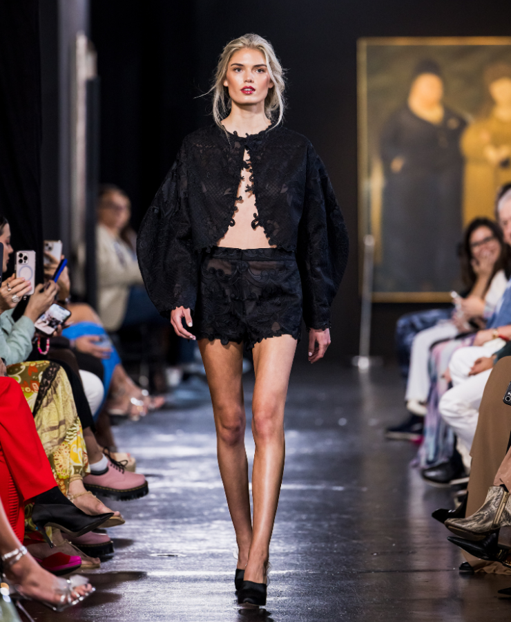 Vestido negro Miami Fashion Week