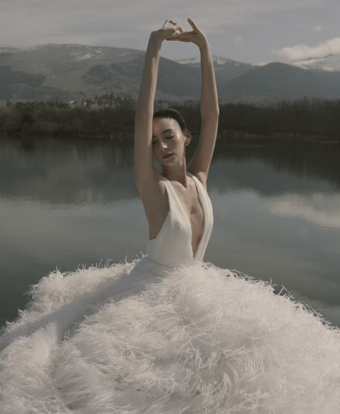 vestido de novia plumas